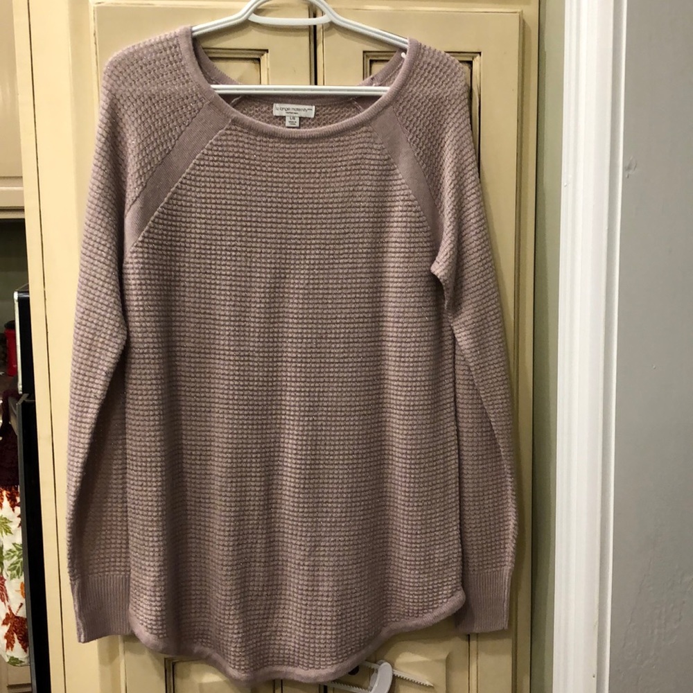 EUC Liz Lange Maternity Top
